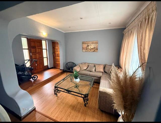 4 BEDROOM PROPERTY TO RENT IN GLEN MARAIS